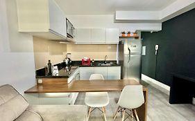 Lifespace Batel Shopping Curitiba - Apartamentos UROOMS